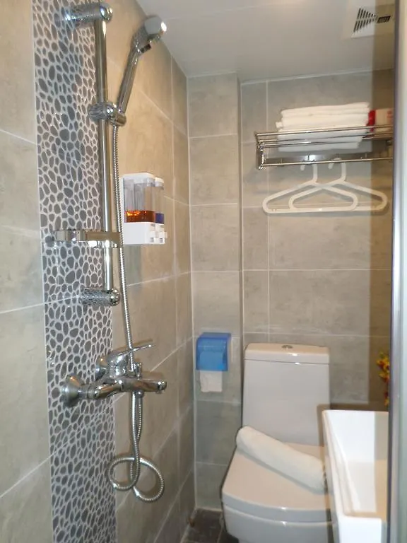Sunrise Royal - Boutique Hostel Kowloon  Guest house Kowloon (Hong Kong)
